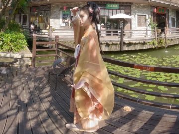 汉服小姐姐 Chinese Hanfu girl 8K VR