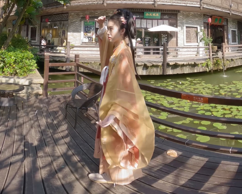 汉服小姐姐 Chinese Hanfu girl 8K VR